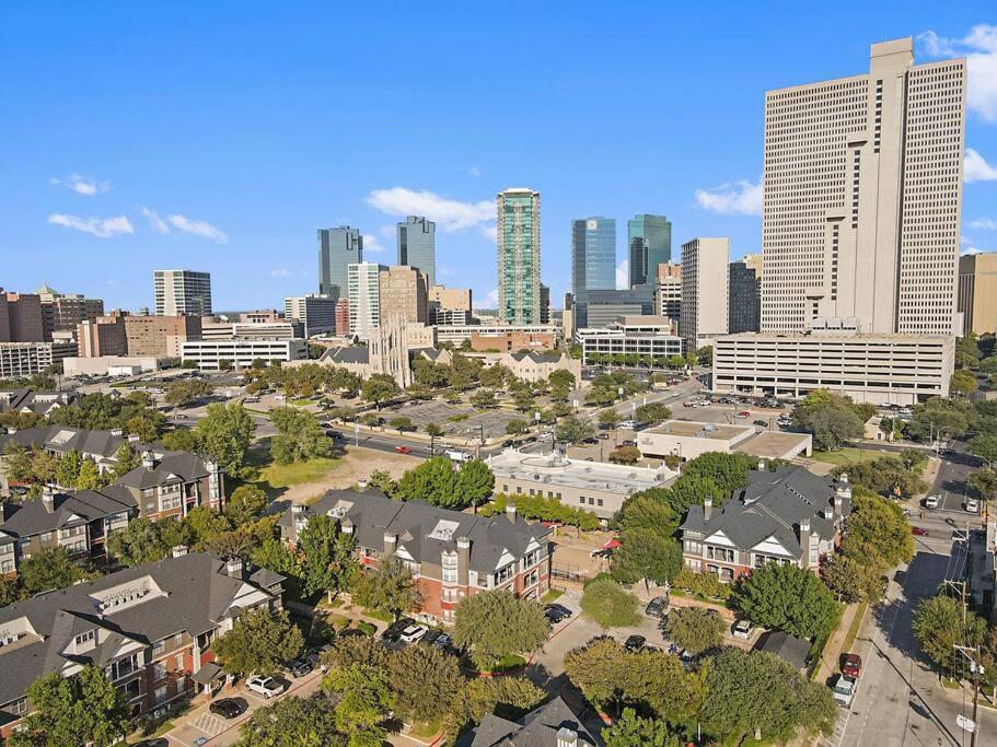 Luxurious, 1 Bedroom Near Downtown & Dickies Arena Fort Worth Exterior foto